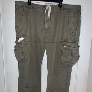 44x30 cargo pants